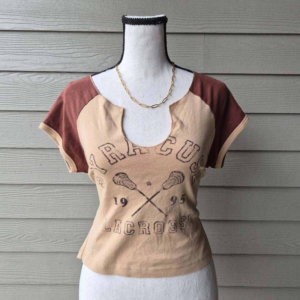 Urban Outfitters Graphic Baby Tee Womens Medium Blokette Raglan Collegiate Brown